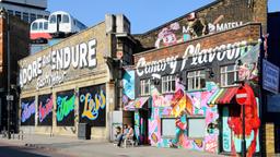 Find cheap flights from Dubai to London Luton Airport