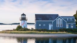 Hotels near Barnstable airport