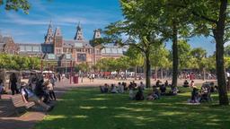 Find cheap flights from Dubai to Amsterdam