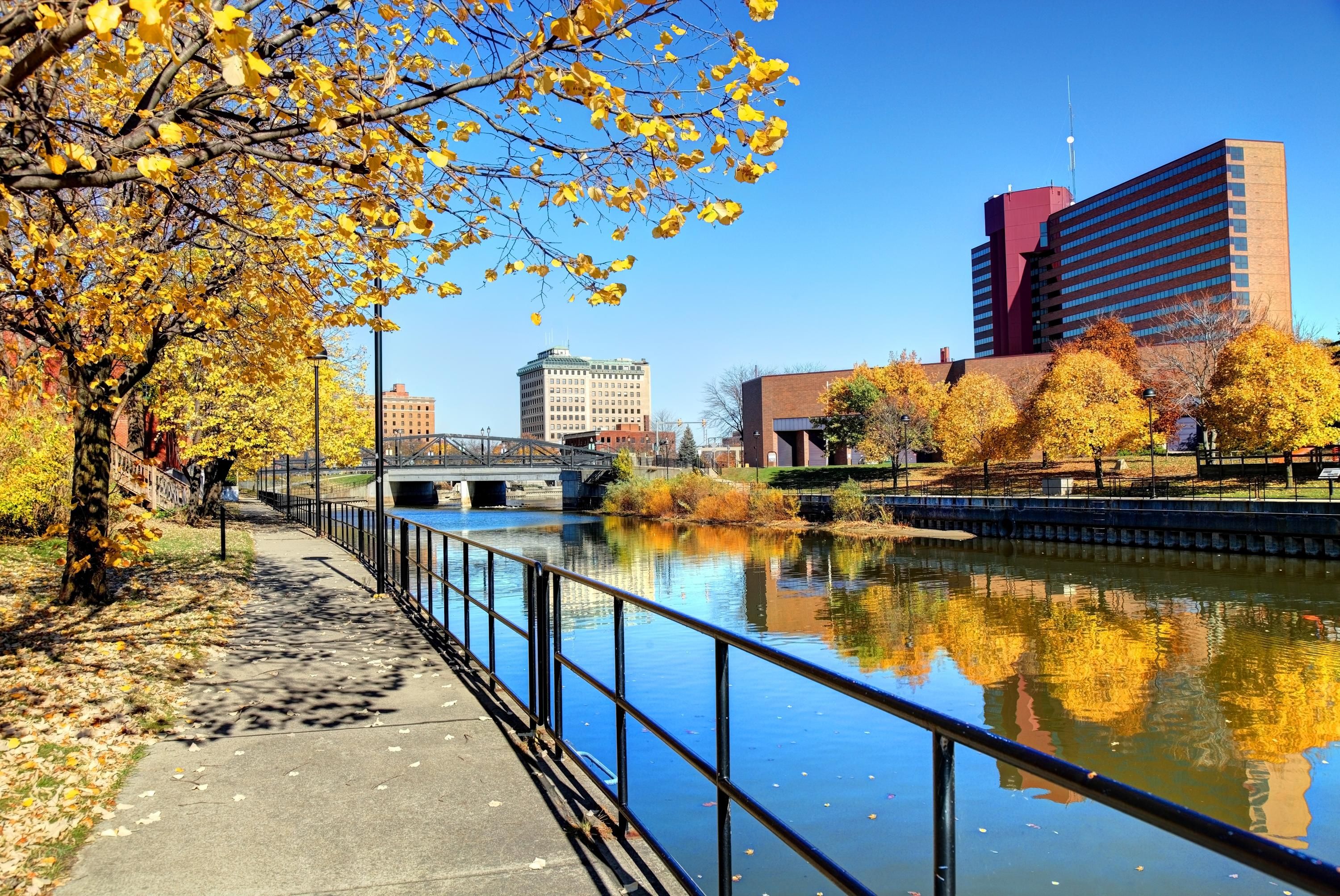 Cheap Flights to Flint KAYAK