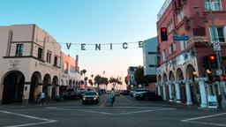 Find cheap flights from Dubai to Los Angeles