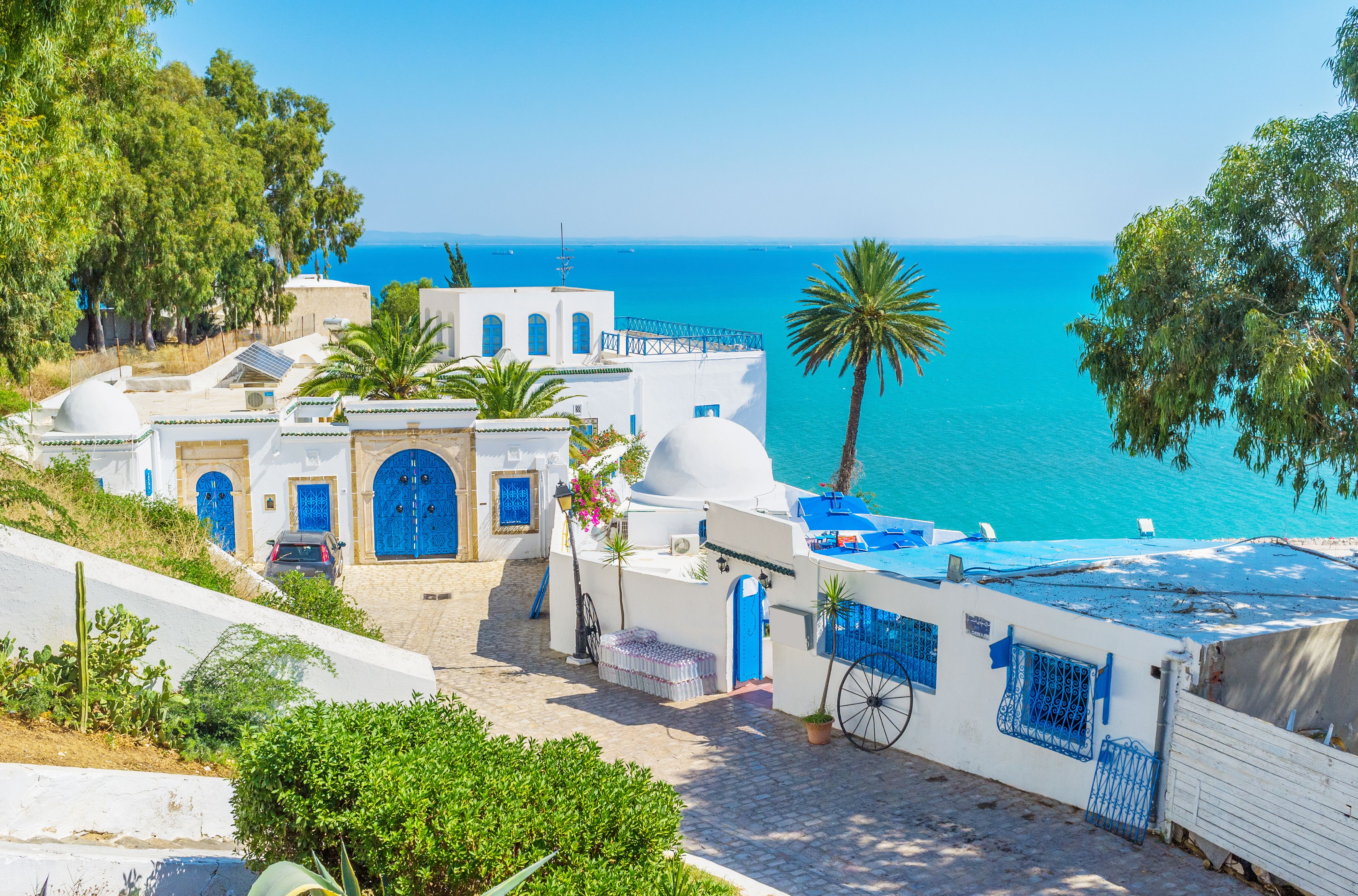 Find cheap flights to Tunisia