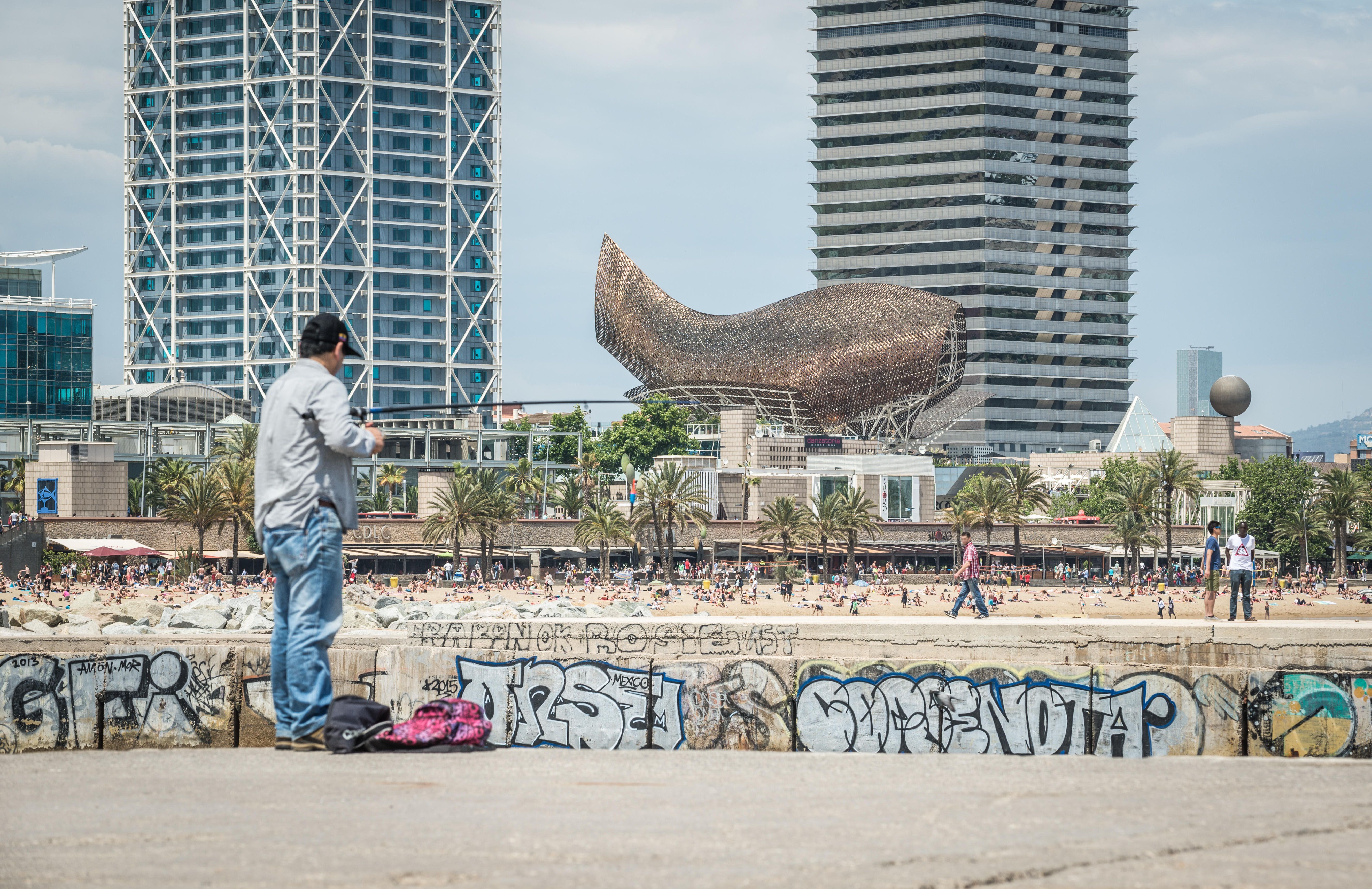 Find cheap flights to Barcelona