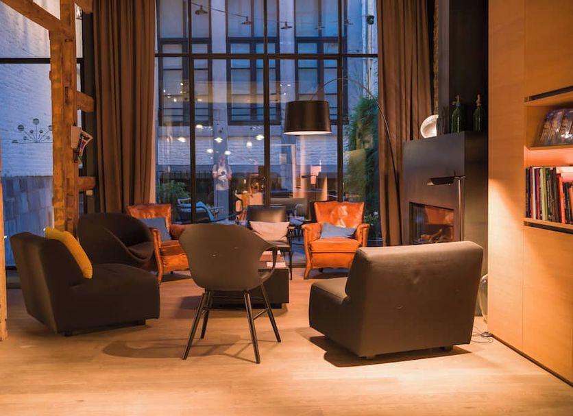 Lounge Photo