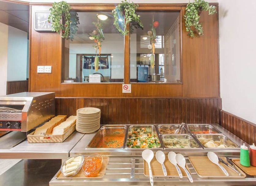Buffet Photo