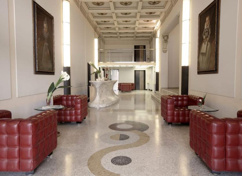 Lobby Photo