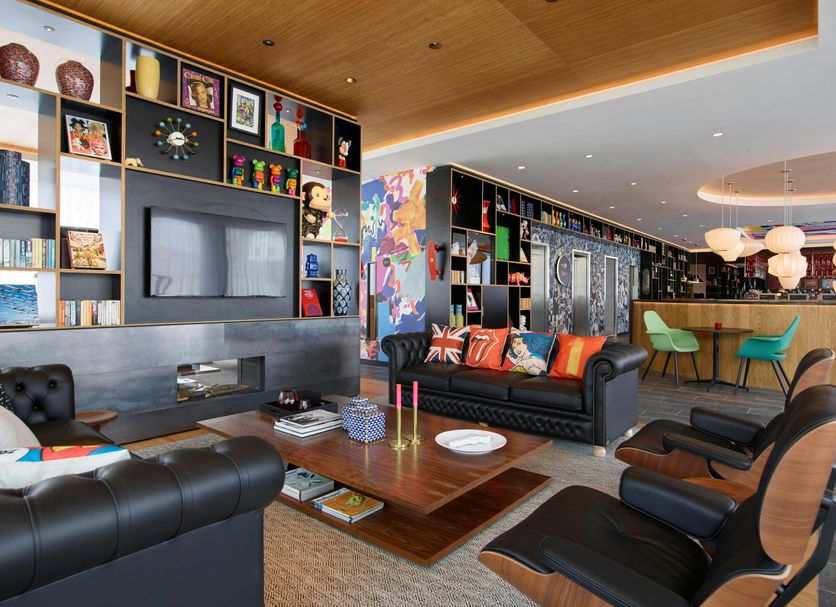 Lounge Photo