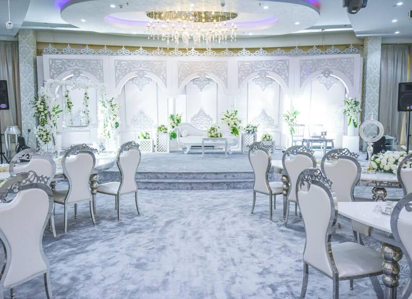 Banquet hall Photo