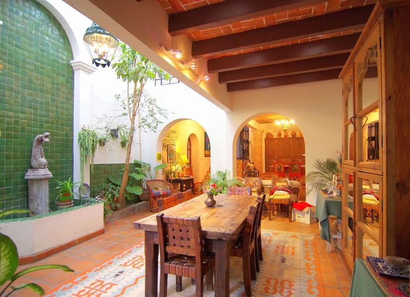 Dining room Photo