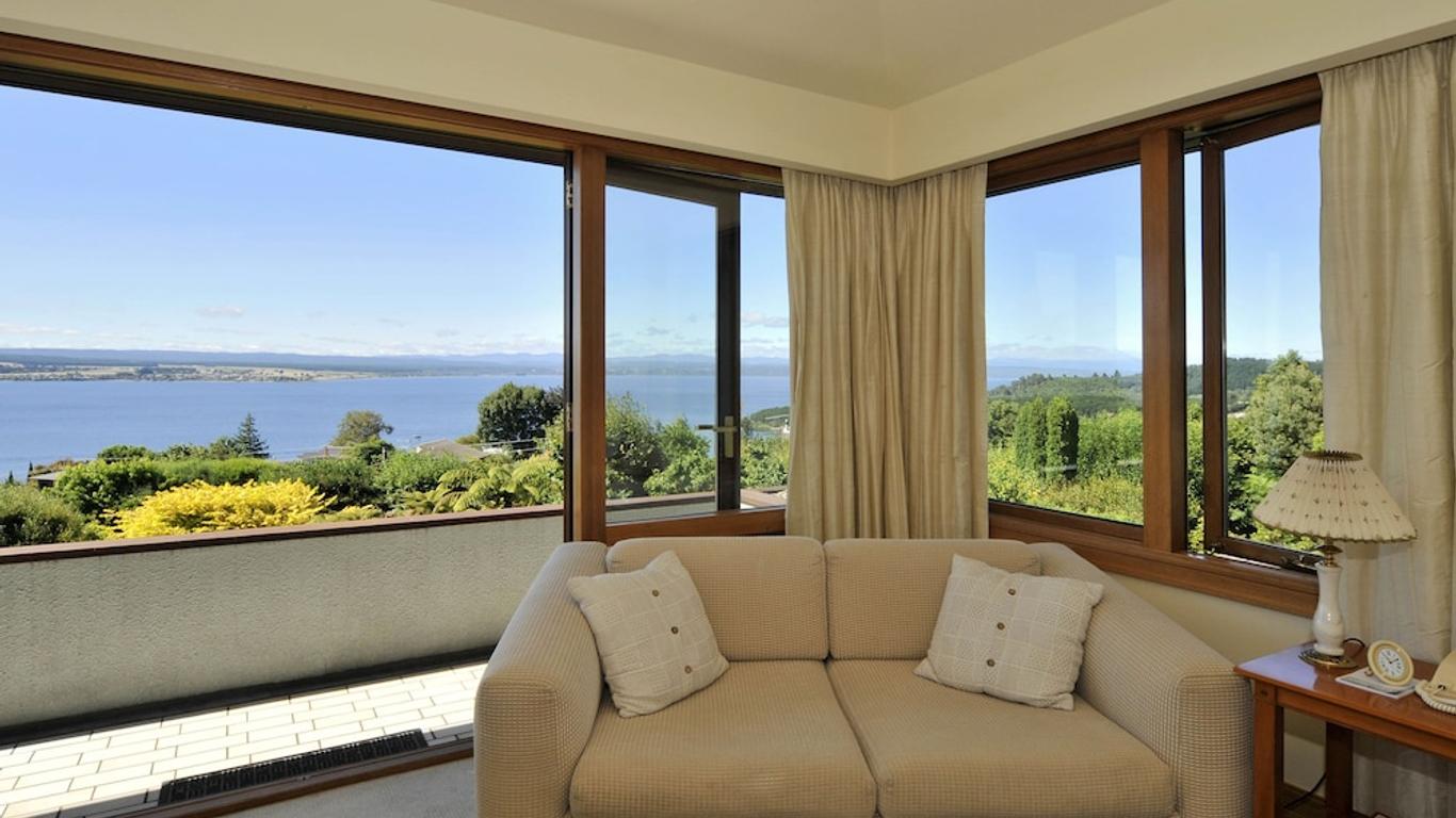 Lake Taupo Lodge