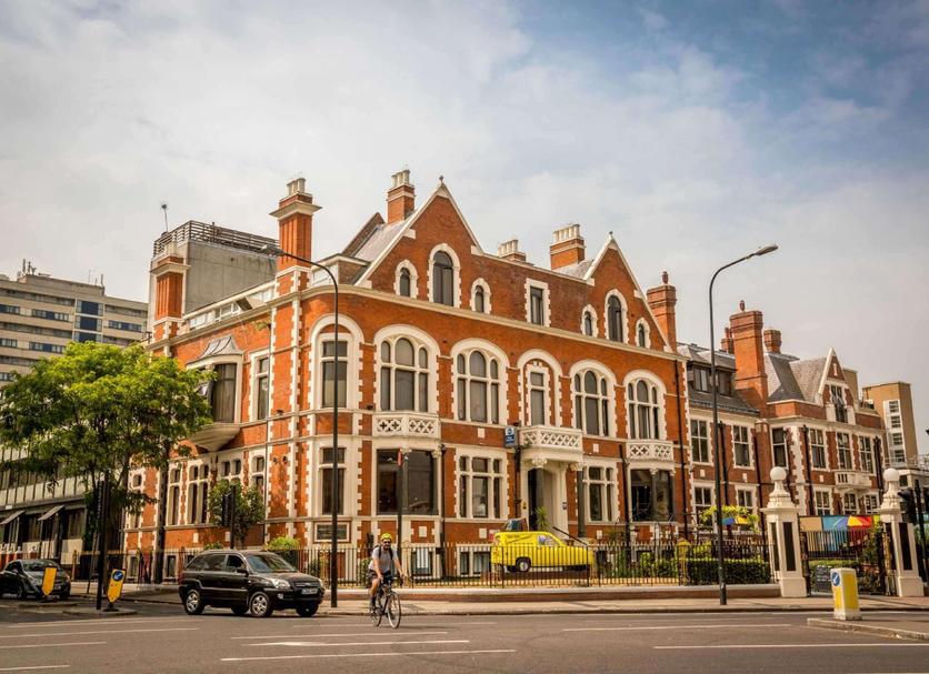Building Photo