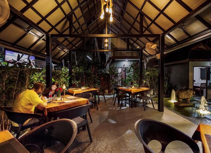 Restaurant Photo