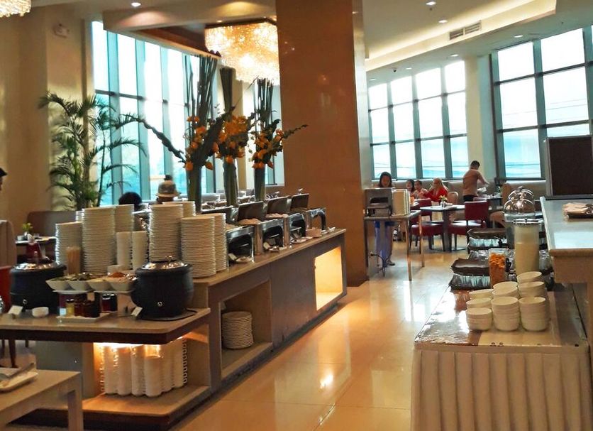 Buffet Photo