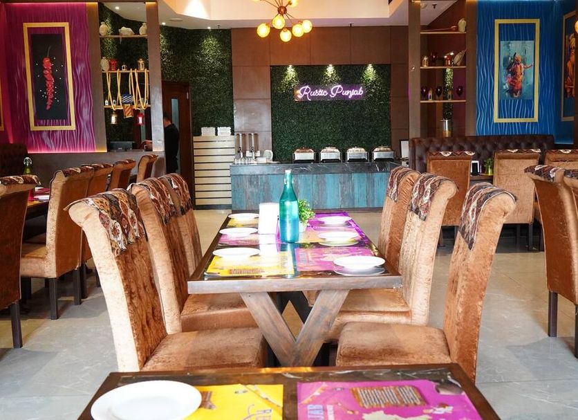Restaurant Photo