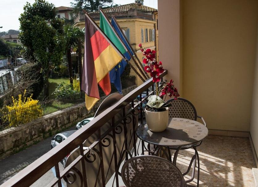 Balcony Photo