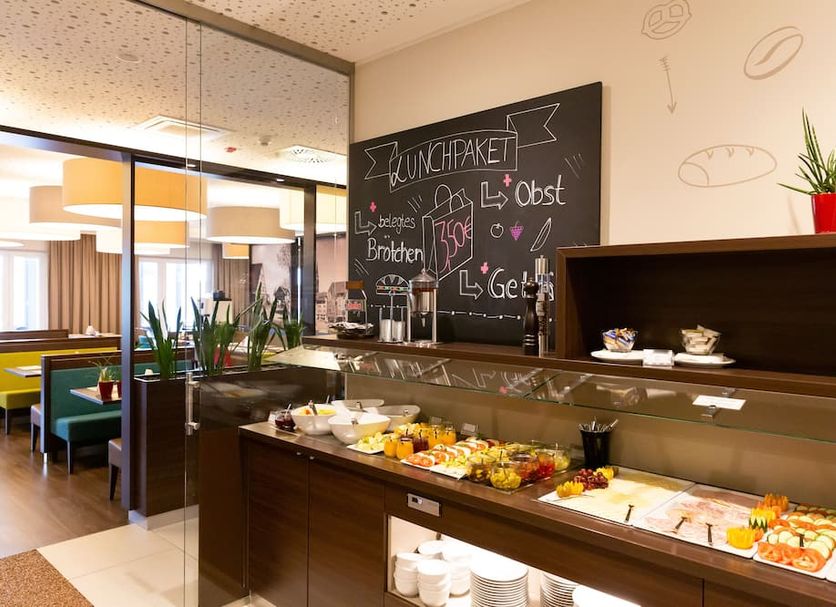 Buffet Photo