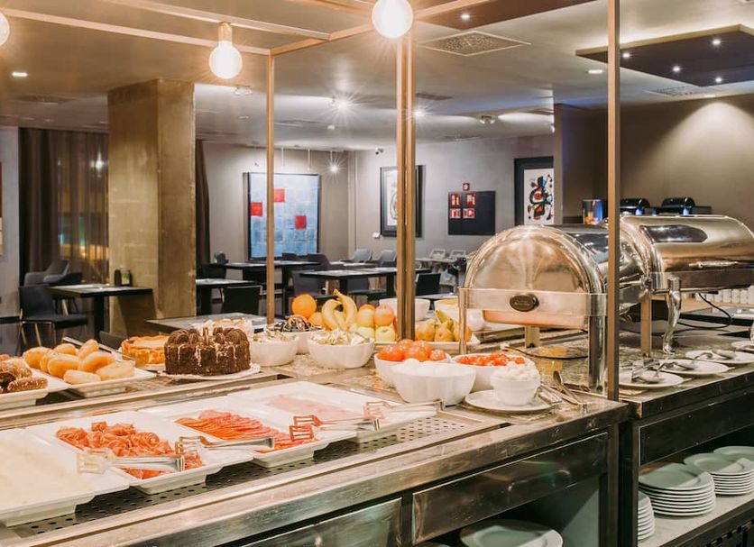 Buffet Photo
