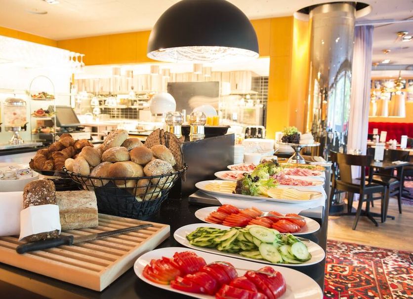 Buffet Photo